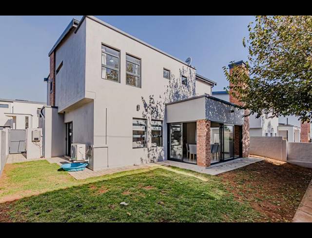 3 BEDROOM HOUSE FOR SALE IN OLYMPUS AH